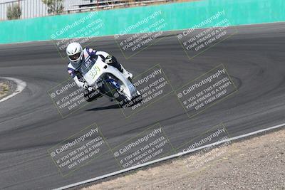 media/Apr-20-2025-AHRMA (Sun) [[393a79c373]]/Race/Group 11 early race/Turn 4b/